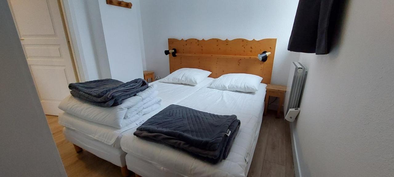 4/6 Personnes - Vue Plein Sud - *